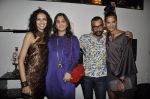 at Atosa fashion preview in Khar, Mumbai on 23rd Nov 2011 (21).JPG