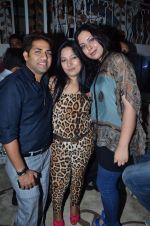 at Designer Aarti Gupta showcases her collection in Wedding Cafe on 23rd Nov 2011 (182).JPG