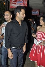 Abhishek Kapoor, Mandira Bedi at the Colgate MaxFresh party at Bunglow 9, Mumbai on 24th Nov 2011 (94).JPG