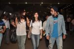 Priyanka Chopra, Ranbir Kapoor snapped returning from Barfee shoot in Mumbai airport on 24th Nov 2011 (10).JPG