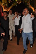 Shahrukh Khan at Priyanka Soorma_s wedding in Race Course on 28th Nov 2011 (21).JPG