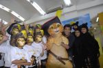 Shiamak Dawar promotes Puss in Boots at Mahalaxmi on 29th Nov 2011 Shiamak Dawar promotes Puss in Boots at Mahalaxmi on 29th Nov 2011 (25).jpg
