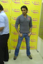 Ranveer Singh promote their film Ladies VS Ricky Bahl at 98.3 FM Radio Mirchi in Lower Parel on 1st Dec 2011 (6).JPG