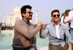 Tom Cruise, Anil Kapoor at the Taj Mahal, Delhi on 3rd Dec 2011 (24).JPG