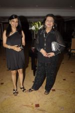 at Rohit and Rahul Gandhi show for Mercedez Benz in Taj Land_s End, Mumbai on 4th Dec 2011 (42).JPG