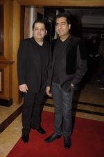 at Rohit and Rahul Gandhi show for Mercedez Benz in Taj Land_s End, Mumbai on 4th Dec 2011 (51).JPG