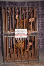 PETA Gauhar and Nigaar Khan in protest of zoos in Mehboob on 6th Dec 2011 (65).JPG