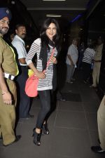 Priyanka Chopra leave for Dubai to promote Don 2 in International Airport, Mumbai on 7th Dec 2011 (23).JPG
