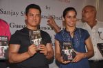 Aamir Khan unveils a book on Phulela Gopichand in Khar, Mumbai on 9th Dec 2011 (13).JPG