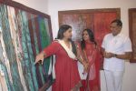 Shabana Azmi at Preksha Lal art exhibition in Kalaghoda on 13th Dec 2011 (21).JPG