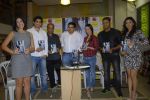 Manjari Phadnis at Scammed book launch by Ahmed Faiyaz in Crossword, Kemps Corner, Mumbai on 14th Dec 2011 (3).JPG