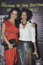 Sona Mohapatra at the launch of Kielhs India in Mehboob Studio, Mumbai on 14th Dec 2011 (26).JPG