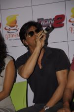 Shahrukh Khan at Don 2 Game Launch in Mumbai on 17th Dec 2011 (10).JPG