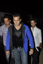 Salman Khan at BIG star awards 2011 in Bhavans, Mumbai on 18th Dec 2011 (53).JPG
