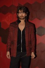 Neil Mukesh at the launch of Madhurima Nigam_s mens wear line in Trilogy o 20th Dec 2011 (20).JPG
