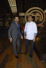 Sanjeev Kapoor on the sets of Master Chef in R K Studios on 20th Dec 2011 (80).JPG