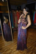 at Kavita Bhartia_s metalwork launch and Divya Mohta_s resort wear collection in Ogaan on 20th Dec 2011 (50).JPG
