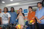 at Agneepath film music launch in Radiocity, Bandra, Mumbai on 21st Dec 2011 (10).JPG