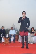 Prateik Babbar, Amy Jackson at the Music Launch of Ek Deewana Tha in Taj Mahal, Agra, Delhi on 21st Dec 2011 (5).JPG
