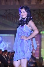 at Atharva College Indian Princess fashion show in Mumbai on 23rd Dec 2011 (126).JPG