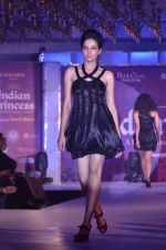 at Atharva College Indian Princess fashion show in Mumbai on 23rd Dec 2011 (81).JPG