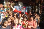 Shiney Ahuja turns santa in Andheri, Mumbai on 24th Dec 2011 (11).JPG