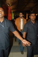 Abhishek Bachchan snapped at the domestic airport on 26th Dec 2011 (2).JPG