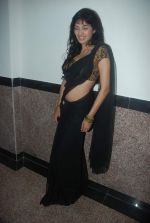 at the launch of Fashion Parade magazine in Juhu, Mumbai on 27th Dec 2011 (26).JPG