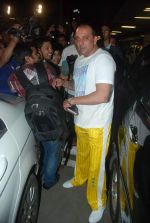 Sanjay Dutt snapped at airport as they enter Big Boss on 29th Dec 2011 (8).JPG