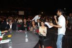 Dhanush sings for Amitabh Bachchan at BIG Star Entertainment Awards 2011.JPG