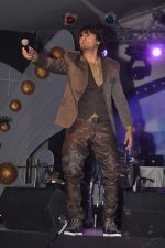 Sonu Nigam at IDMA conference in Lalit Hotel on 6th Jan 2012 (41).JPG
