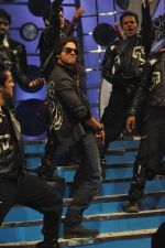 Shahid Kapoor at Umang Police Show 2012 in Mumbai on 7th Jan 2012 (228).JPG