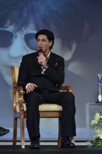 Shahrukh Khan at NDTV Profit Business Leadership Award in Taj Land_s End on 7th Jan 2012 (22).JPG