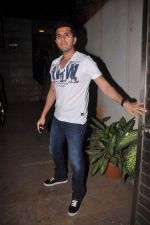 Ritesh Sidhwani at Farhan Akhtar_s birthday bash in Bandra, Mumbai on 8th Jan 2012 (40).jpg