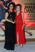 Hema Malini, Tao porchon lynch at Ageless Dance show by Sandip Soparrkar in Sheesha Sky Lounge Gold on 10th Jan 2012 (25).JPG