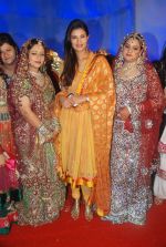 Sayali Bhagat at Babloo Aziz_s nephew Suhail_s wedding reception in Goregaon on 11th Jan 2012 (49).JPG