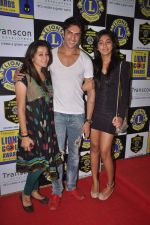 at Lions Gold Awards in Mumbai on 11th Jan 2012 (57).JPG