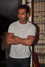 John Abraham at a private screening in Bandra, Mumbai on 12th Jan 2012 (40).JPG