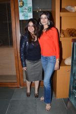 Pooja Misra at Captain Vinod Nair and Tulip Joshi_s Army Day in Bistro Grill, Juhu on 13th Jan 2012 (35).JPG