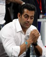 Salman Khan at the Opening ceremony of CCL 2 in Sharjah on 13th Jan 2012 (22).jpg