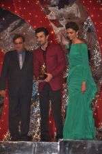 Deepika Padukone, Ranbir Kapoor, Subhash Ghai at Star Screen Awards 2012 in Mumbai on 14th Jan 2012 (228).JPG