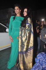 Deepika Padukone, Rekha at Star Screen Awards 2012 in Mumbai on 14th Jan 2012 (236).JPG