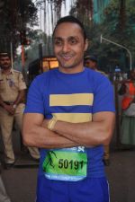 Rahul Bose at Standard Chartered Mumbai Marathon in Mumbai on 14th Jan 2012 (172).JPG