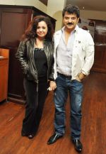 Rajesh Khattar with wife Vandana Sajnani at the Launch Party of the Escobar Sunday Sundowns.jpg