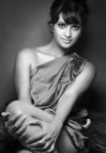 Sayali Bhagat wins Rave Reviews for Film Ghost (7).jpg