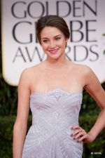 at 69th The Golden Globes Awards on 15th Jan 2012 (32).jpg