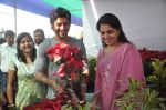 Farhan Akhtar plants a tree with Shaina NC in  Mumbai on 19th Jan 2012(86).jpg