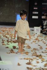 Kids walk the ramp for Ashima Singh Show at Kids Fashion Week day 3 on 19th Jan 2012 (26).JPG