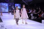 Kids walk the ramp for Payal Singhal Show at Kids Fashion Week day 3 on 19th Jan 2012 (33).JPG