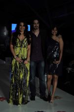 Pooja Bedi, Nisha Harale on Day 3 at India Kids Fashion Show in Intercontinental The Lalit on 19th Jan 2012 (4).JPG
